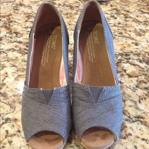 TOMS Wedges